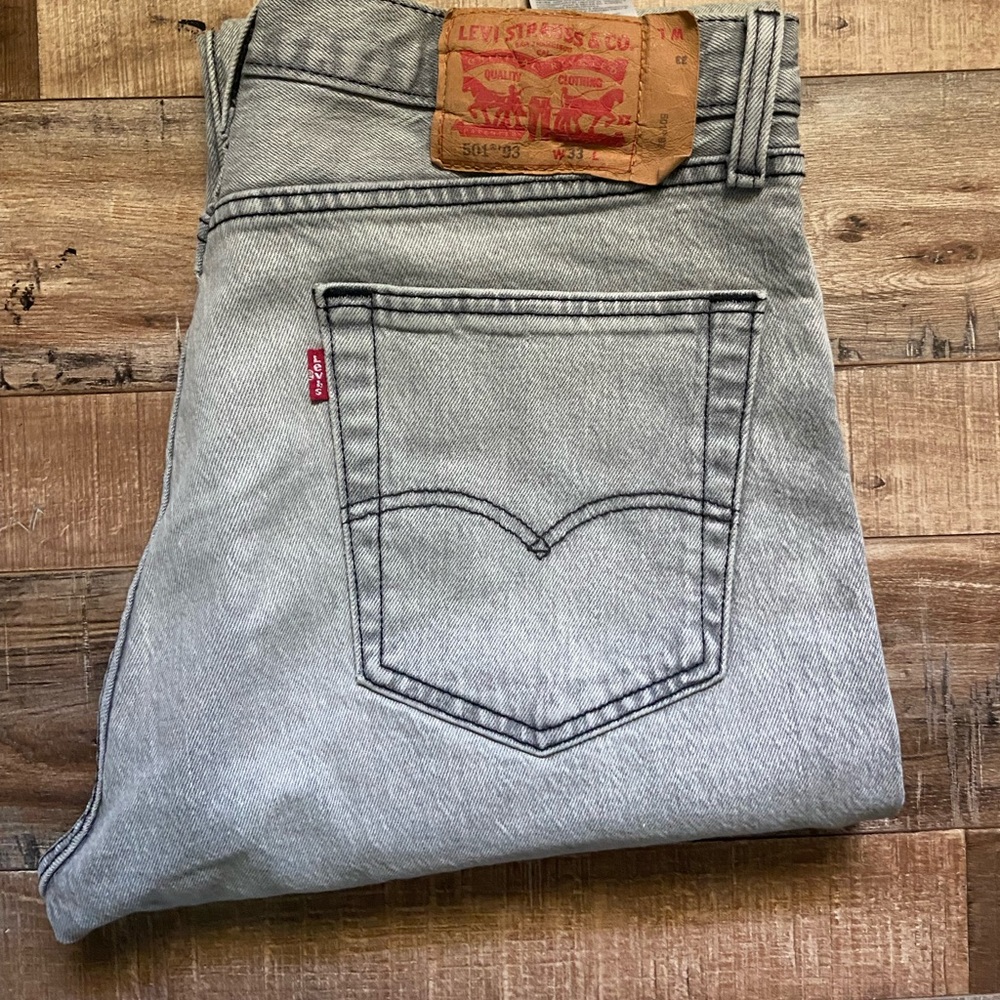 Levi’s Tapered Jeans